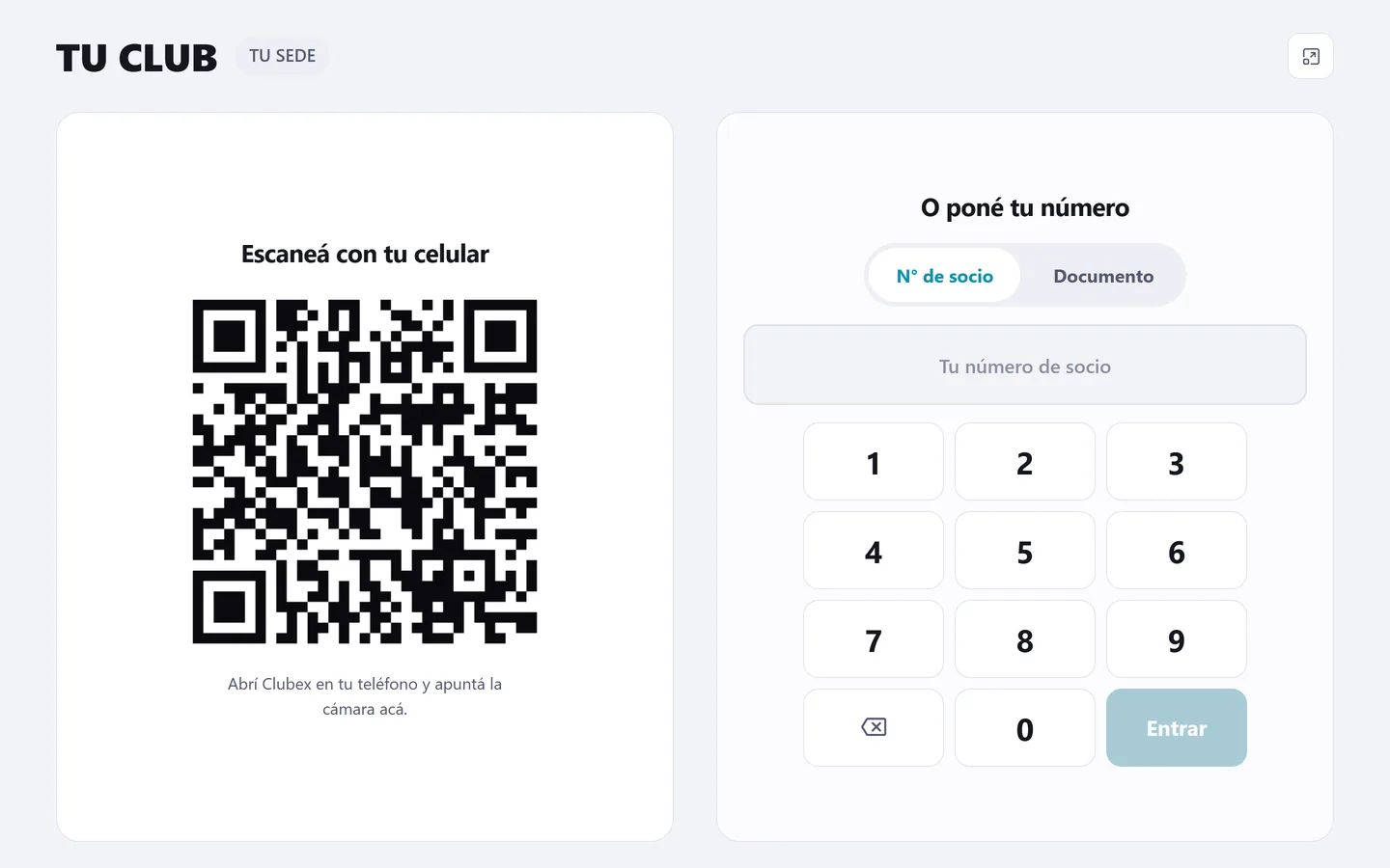 Pantalla de autoingreso con el código QR de la sede y el teclado para ingresar el número de socio